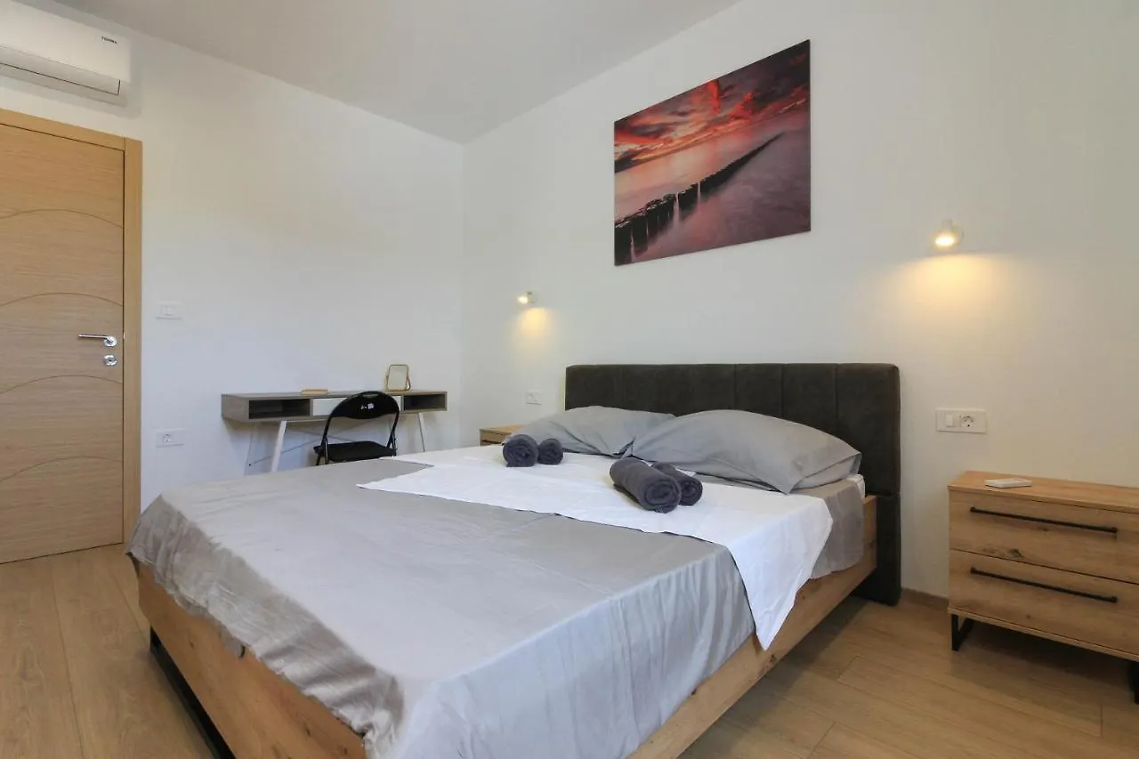 New Modern Villa Relax With Private Pool Near The Town And Beach By Wiibuk Sisan
